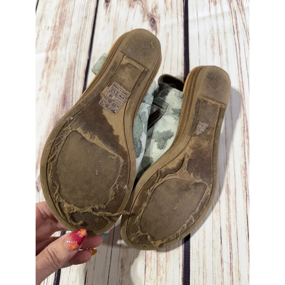 Blowfish Malibu Kids Camo Print Ruched Canvas Gladiator Sandals Green Brown 13